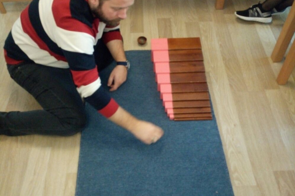 Montessori Derneği resimler Montessori Eğitmen Eğitimi